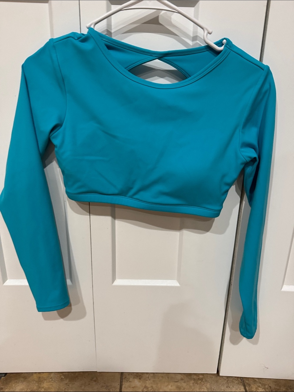 Women’s Long Sleeve Cropped  Top in Teal